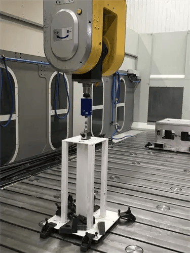 Calibration of large swivel head machine